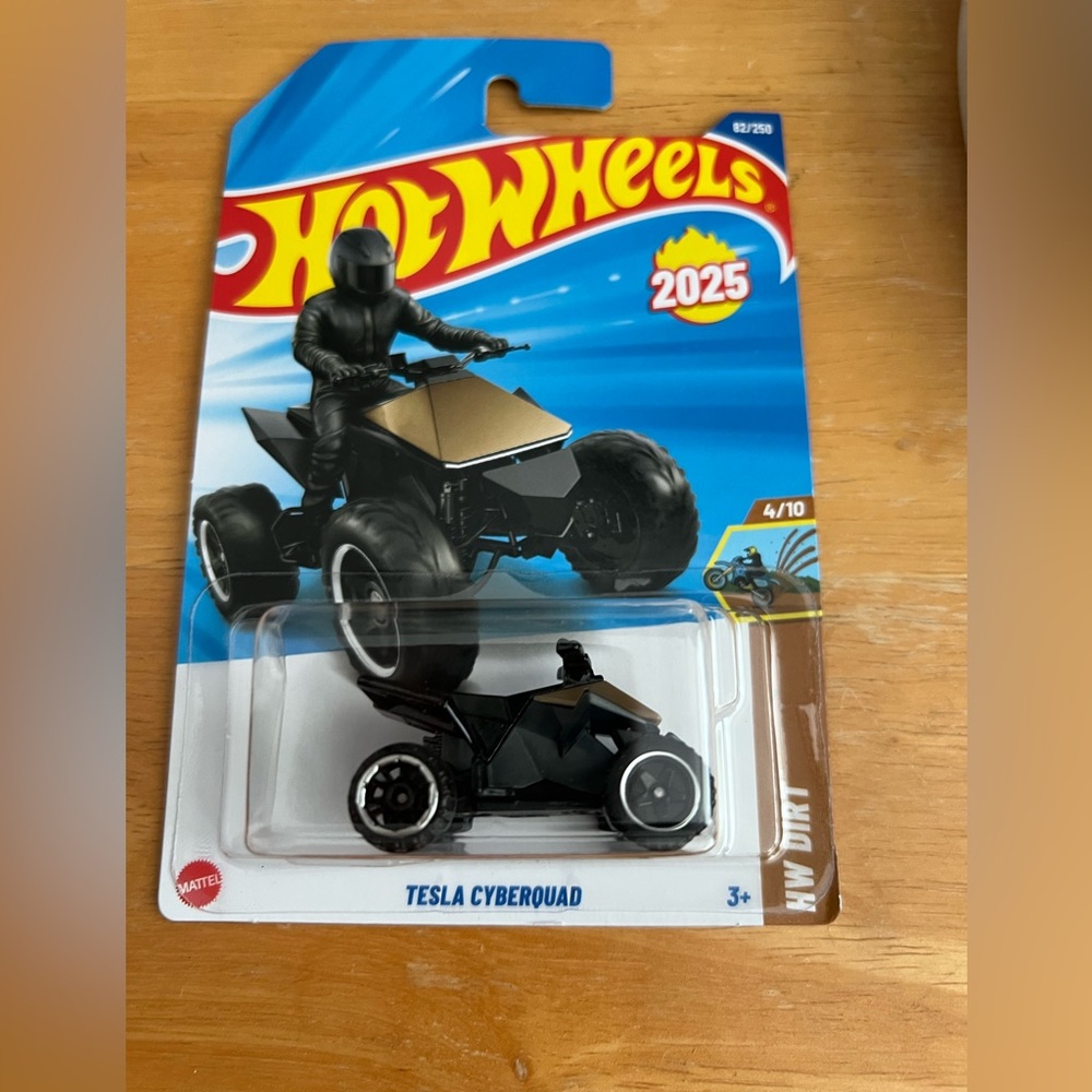 Hot Wheels Tesla Cyberquad. Rare Gold Edition